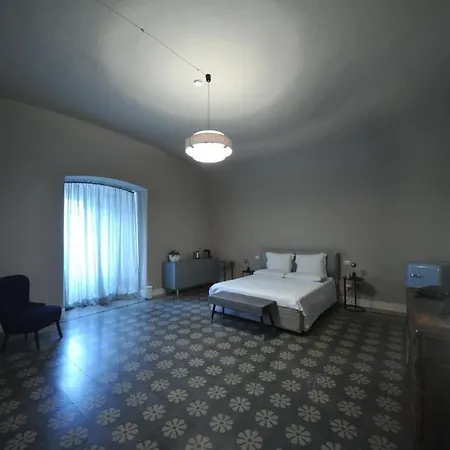 Palazzo Ietri Corso Vittorio Emanuele *